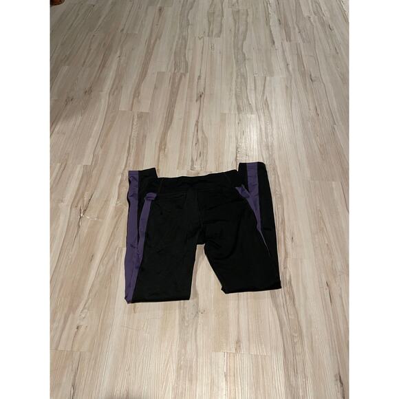Under Armour black and purple striped leggings size Medium - Picture 5 of 5